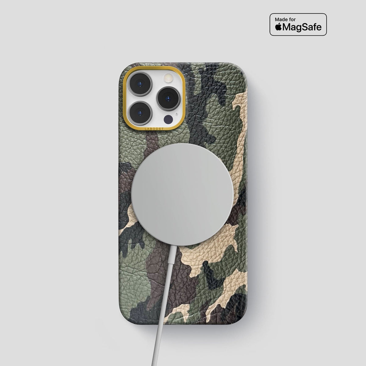 Camouflage iPhone 15 Pro Classic Case Calf with Gold Metal -5 | Camouflage-Gold