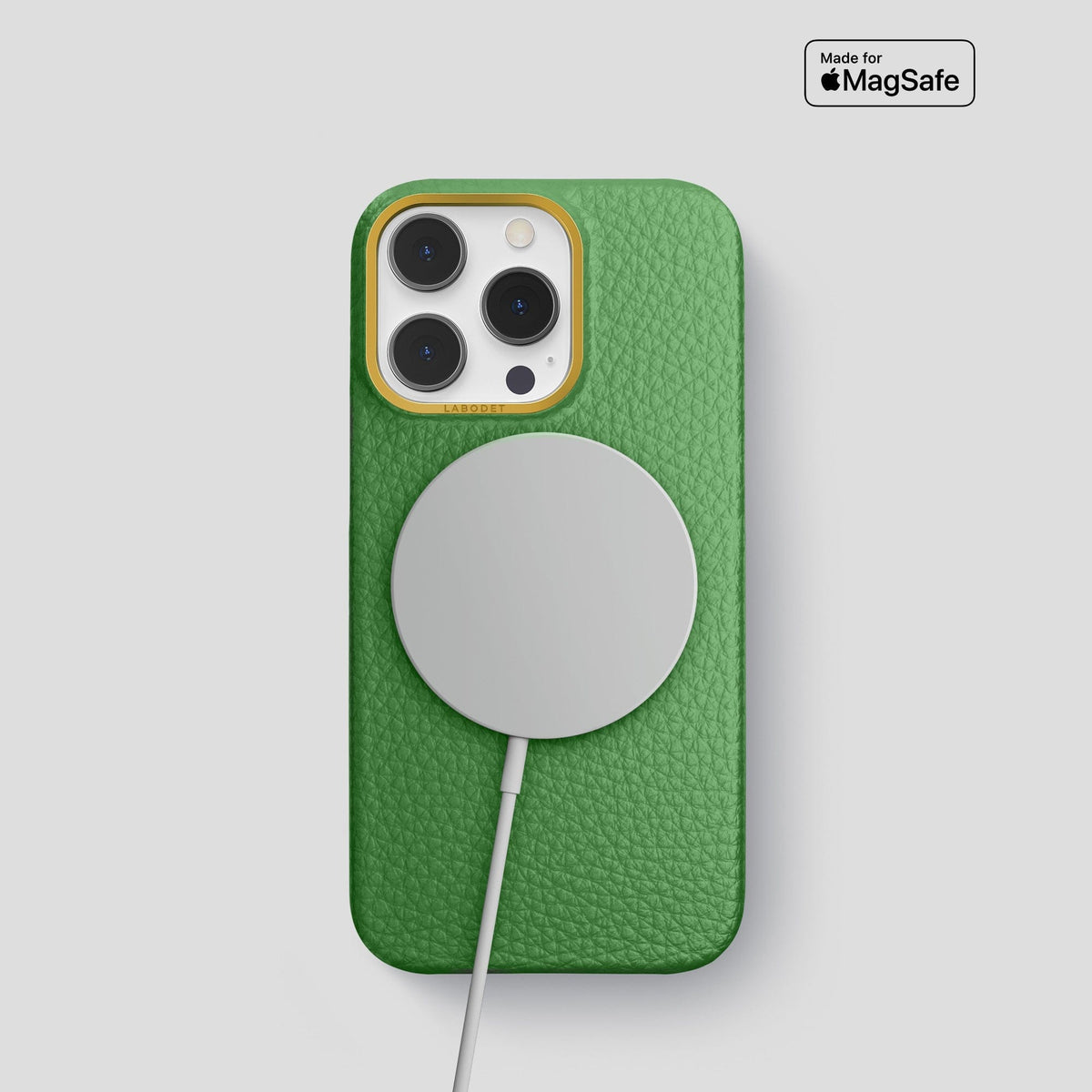 Herb iPhone 15 Pro Classic Case Calf with Gold Metal -5 | Herb-Gold