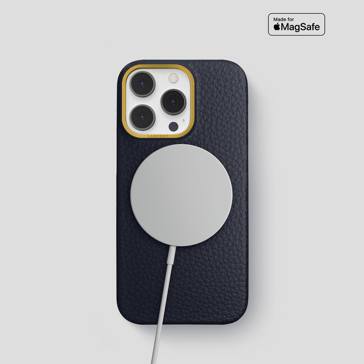Marine iPhone 15 Pro Classic Case Calf with Gold Metal -5 | Marine-Gold