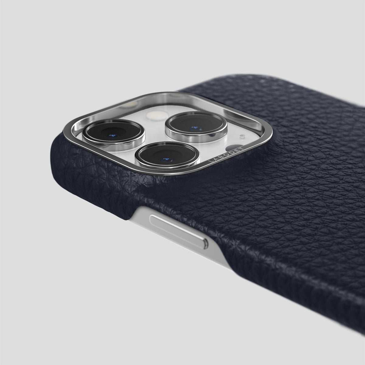 Marine iPhone 15 Pro Classic Case Calf with Steel Metal -6 | Marine-Steel