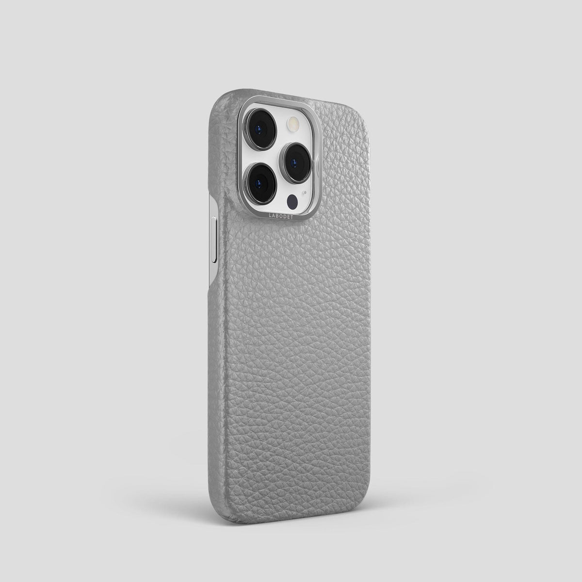Nuage iPhone 15 Pro Classic Case Calf with Steel Metal -2 | Nuage-Steel