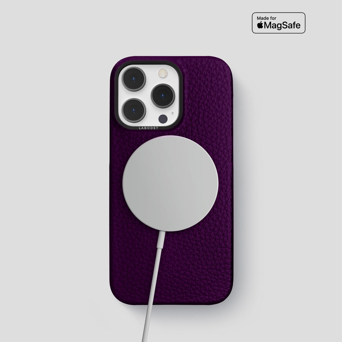 Violet iPhone 15 Pro Classic Case Calf with Black Metal -5 | Violet-Black