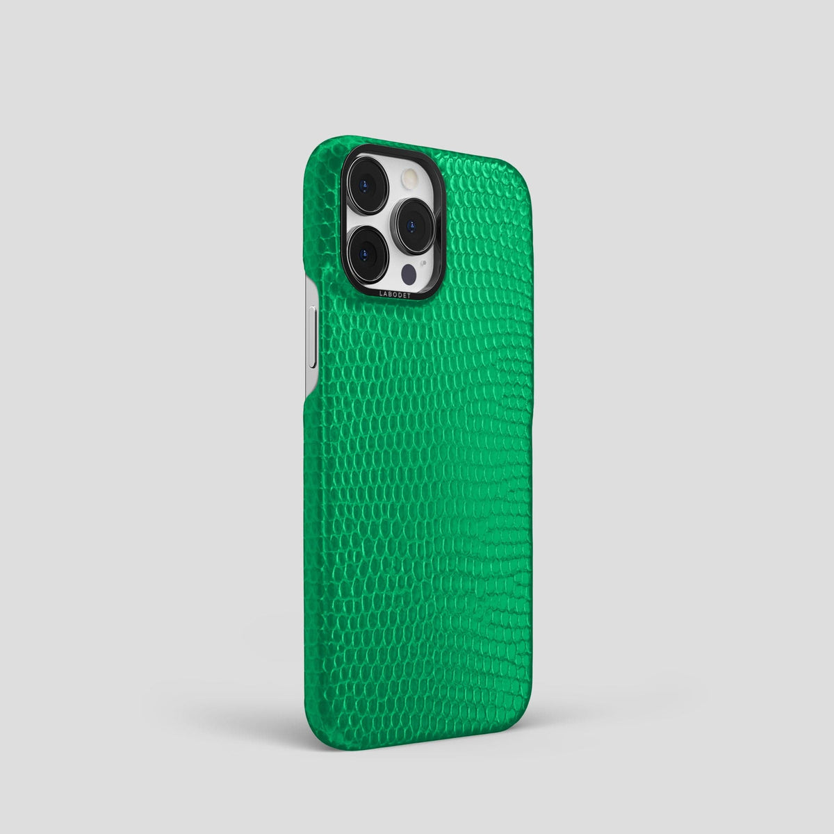 Apple-Green iPhone 15 Pro Classic Case with Black Metal -2 | Apple-Green-Black