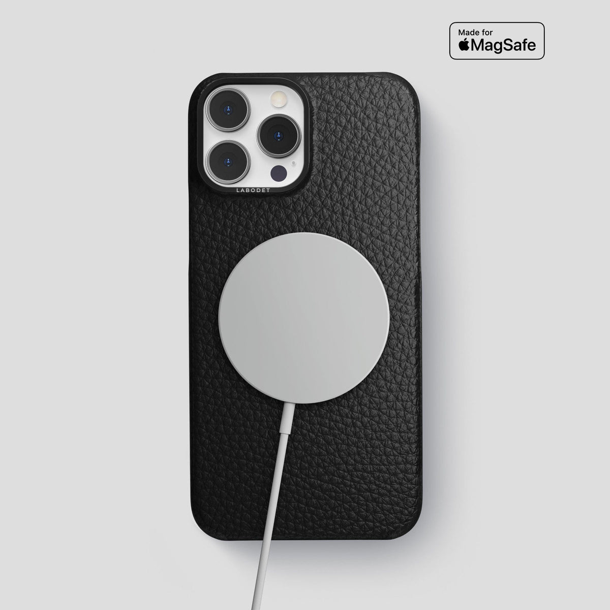 Black iPhone 15 Pro Max Classic Case Calf with Black Metal -5 | Black-Black
