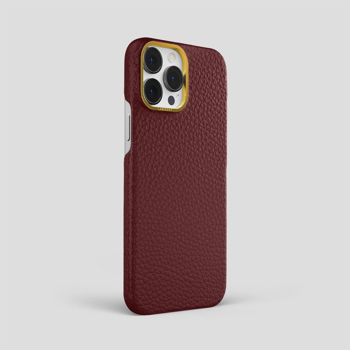 Bordeaux iPhone 15 Pro Max Classic Case Calf with Gold Metal -2 | Bordeaux-Gold