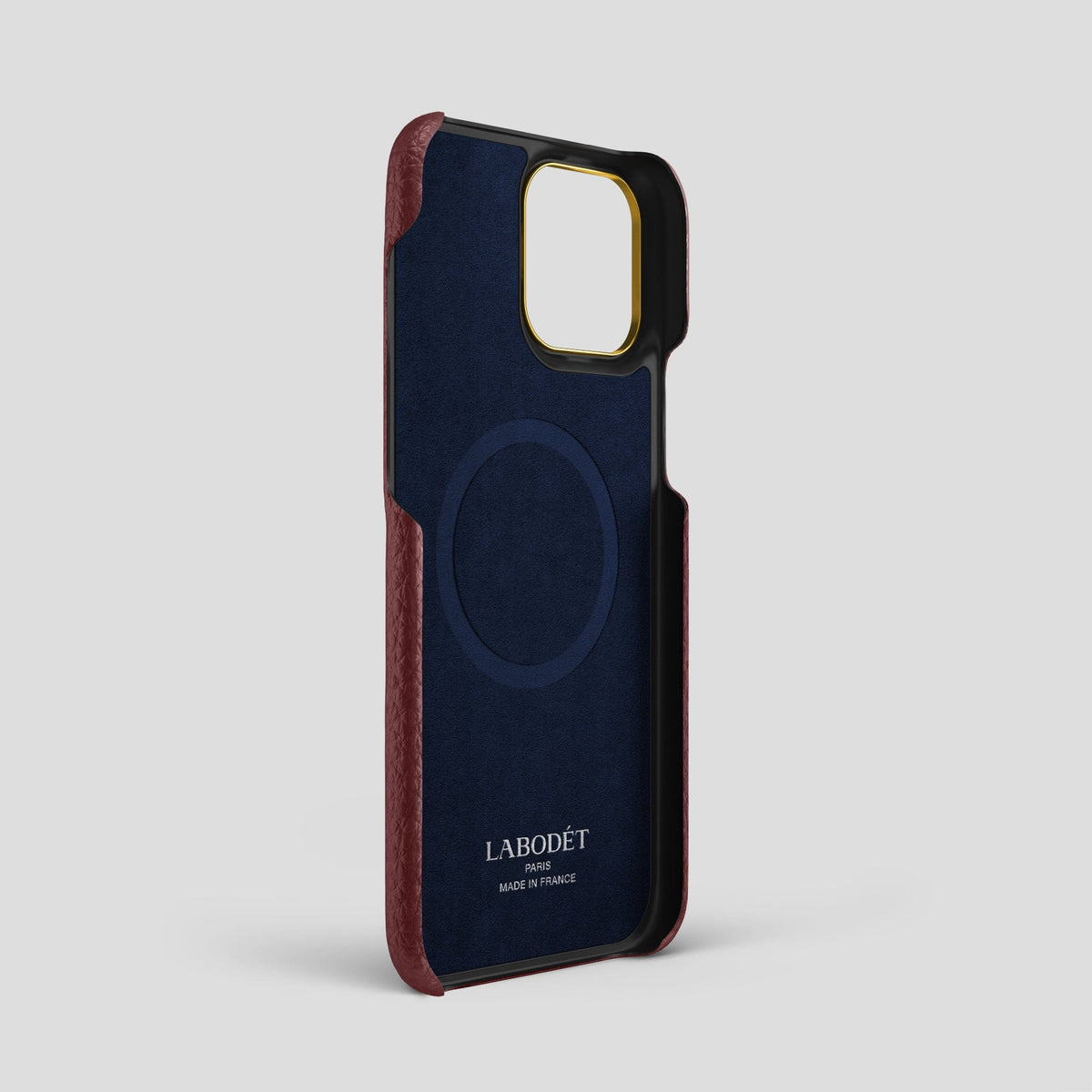 Bordeaux iPhone 15 Pro Max Classic Case Calf with Gold Metal -4 | Bordeaux-Gold