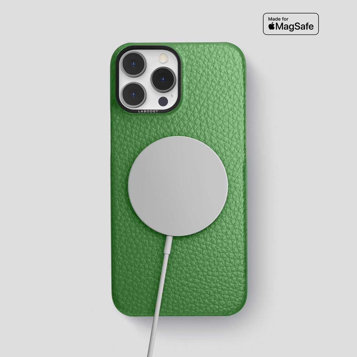 Herb iPhone 15 Pro Max Classic Case Calf with Black Metal -5 | Herb-Black