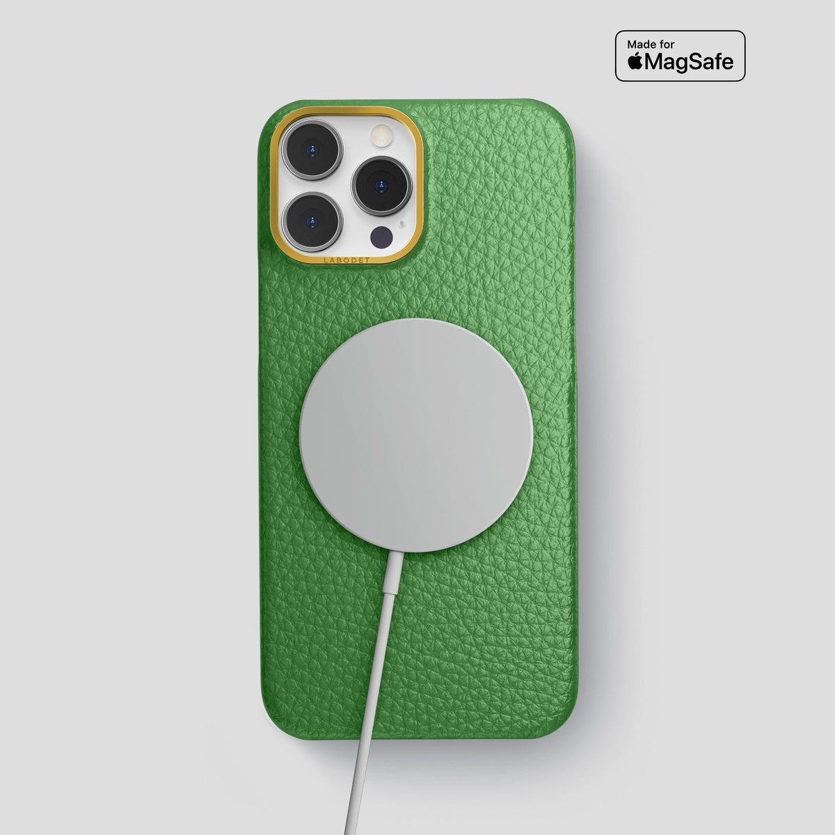 Herb iPhone 15 Pro Max Classic Case Calf with Gold Metal -5 | Herb-Gold