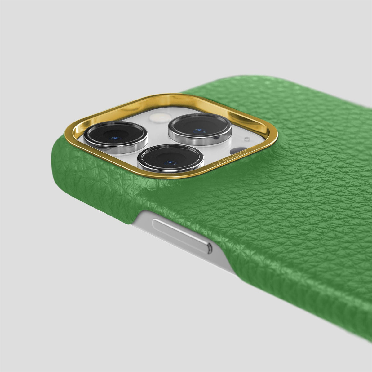 Herb iPhone 15 Pro Max Classic Case Calf with Gold Metal -6 | Herb-Gold