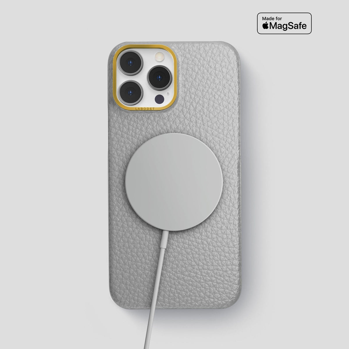 Nuage iPhone 15 Pro Max Classic Case Calf with Gold Metal -5 | Nuage-Gold