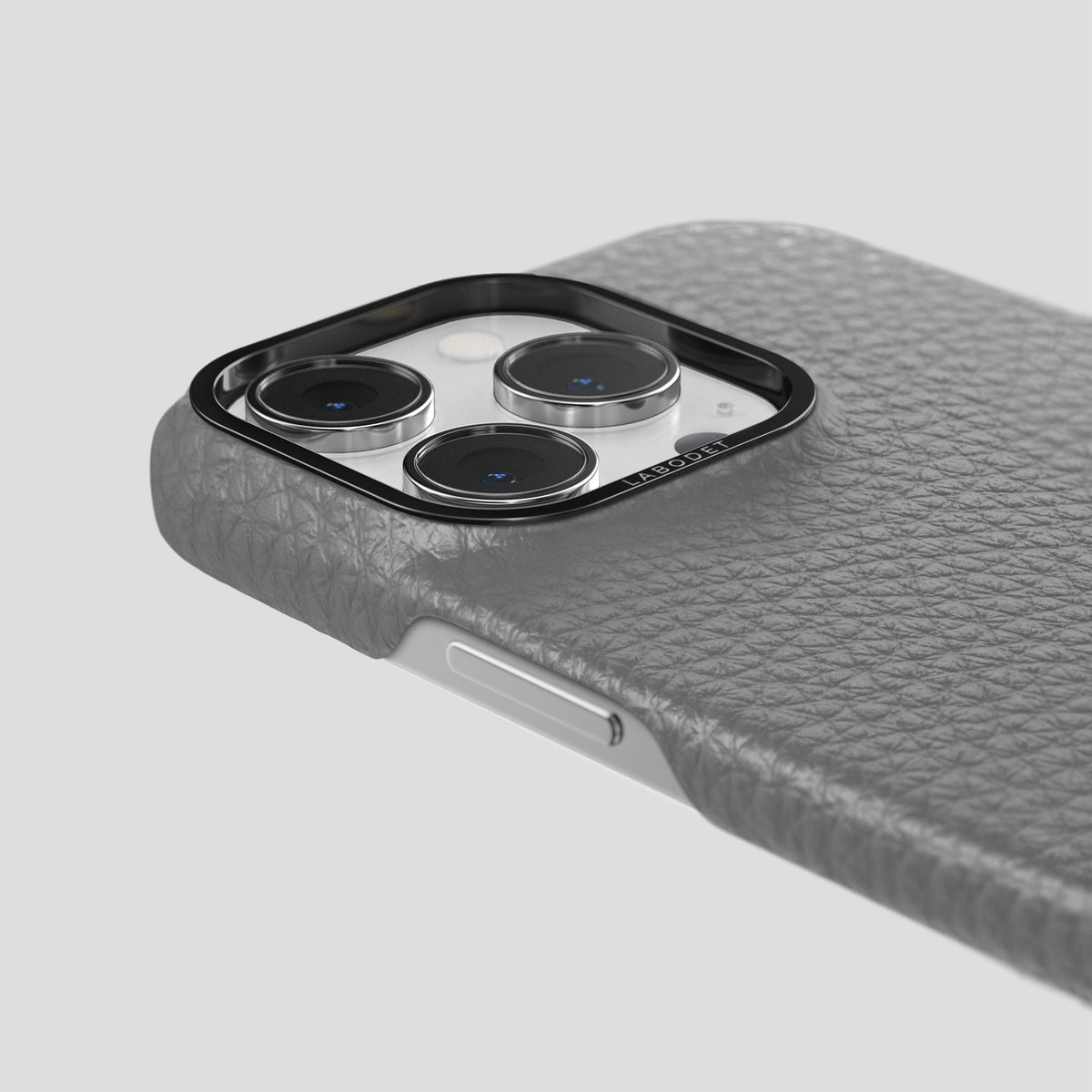 Souris iPhone 15 Pro Max Classic Case Calf with Black Metal -6 | Souris-Black