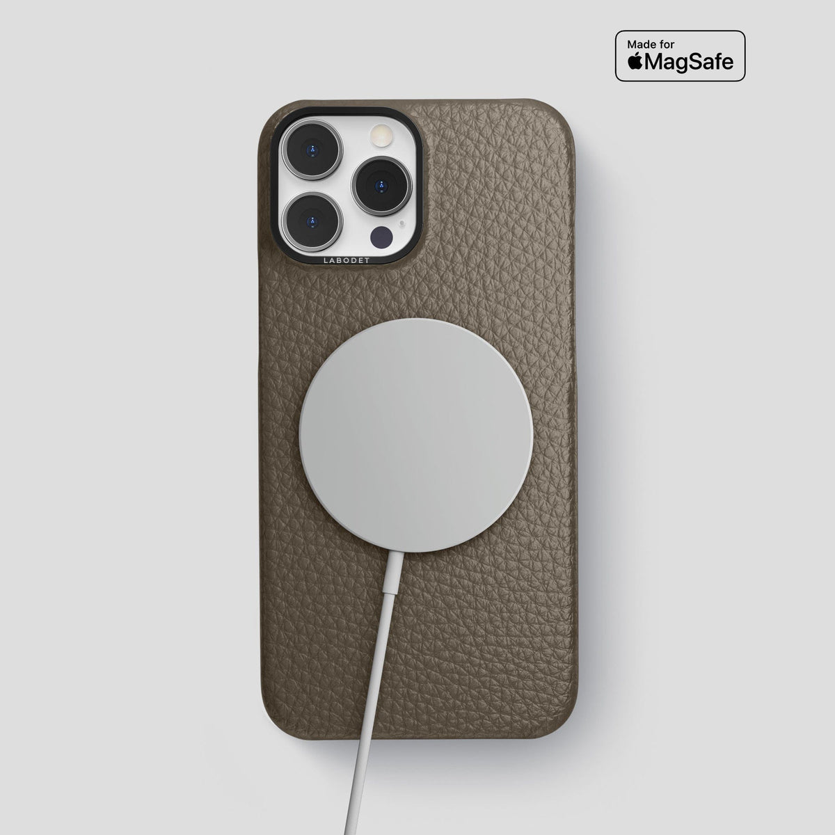 Taupe iPhone 15 Pro Max Classic Case Calf with Black Metal -5 | Taupe-Black