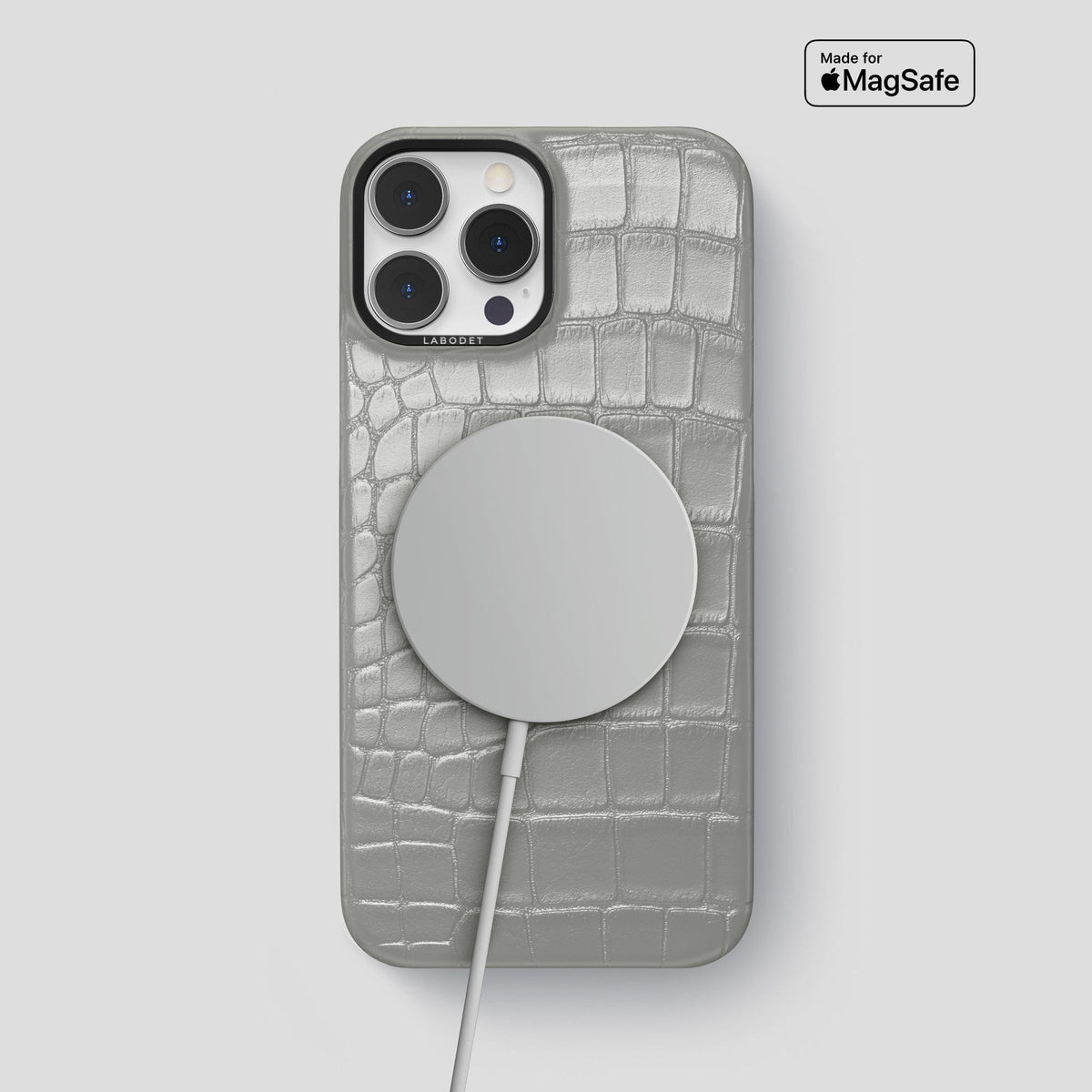 Pearlized-White iPhone 15 Pro Max Classic Case Alligator with Black Metal -5 | Pearlized-White-Black
