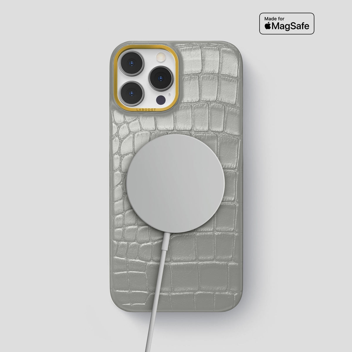 Pearlized-White iPhone 15 Pro Max Classic Case Alligator with Gold Metal -5 | Pearlized-White-Gold