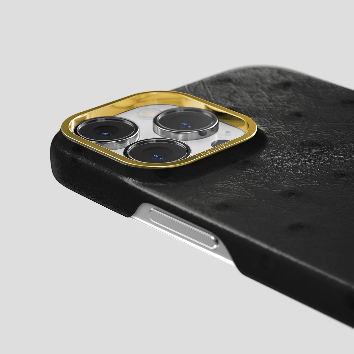Black iPhone 15 Pro Max Classic Case Ostrich with Gold Metal -5 | Black-Gold