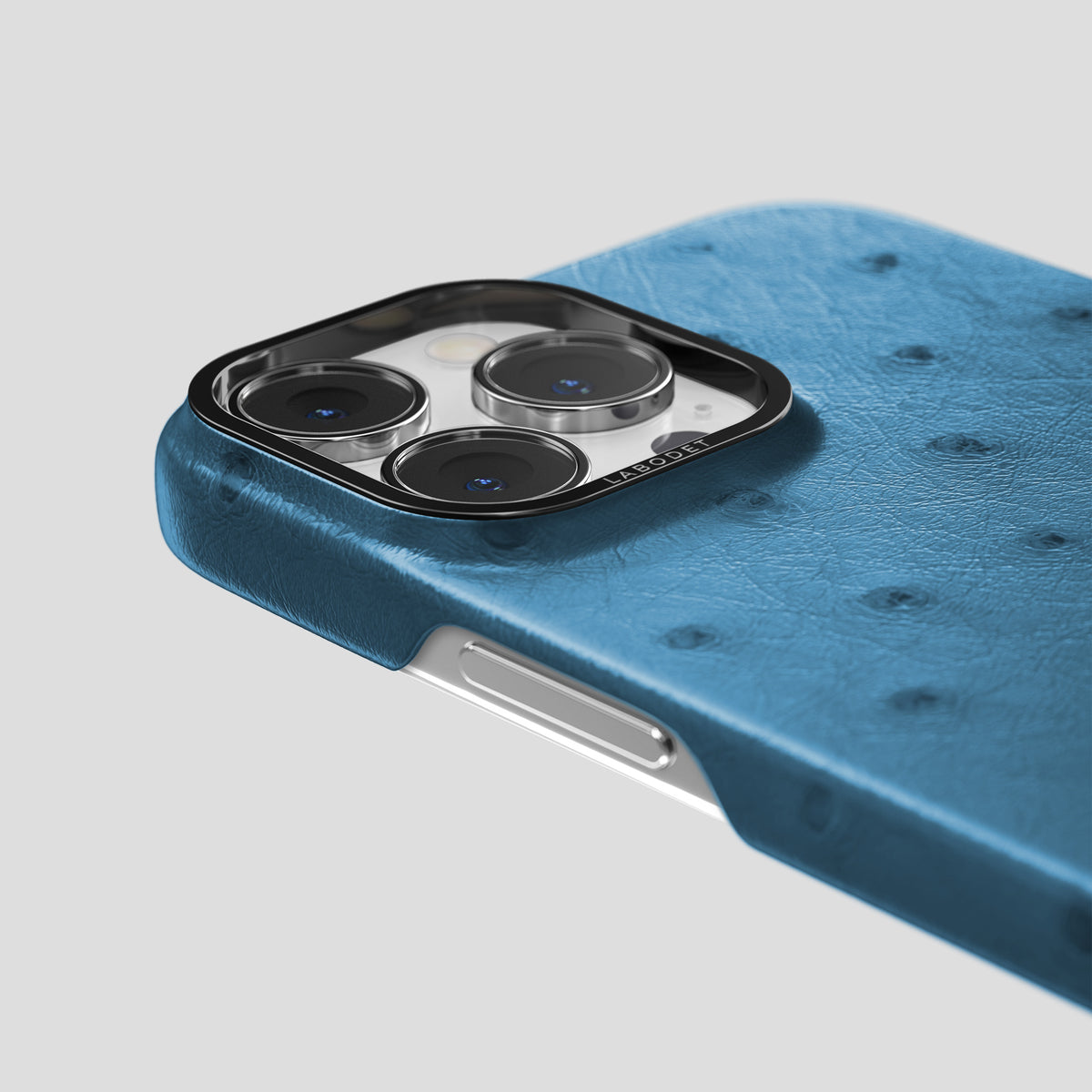 Blue-Jeans iPhone 15 Pro Max Classic Case Ostrich with Black Metal -5 | Blue-Jeans-Black