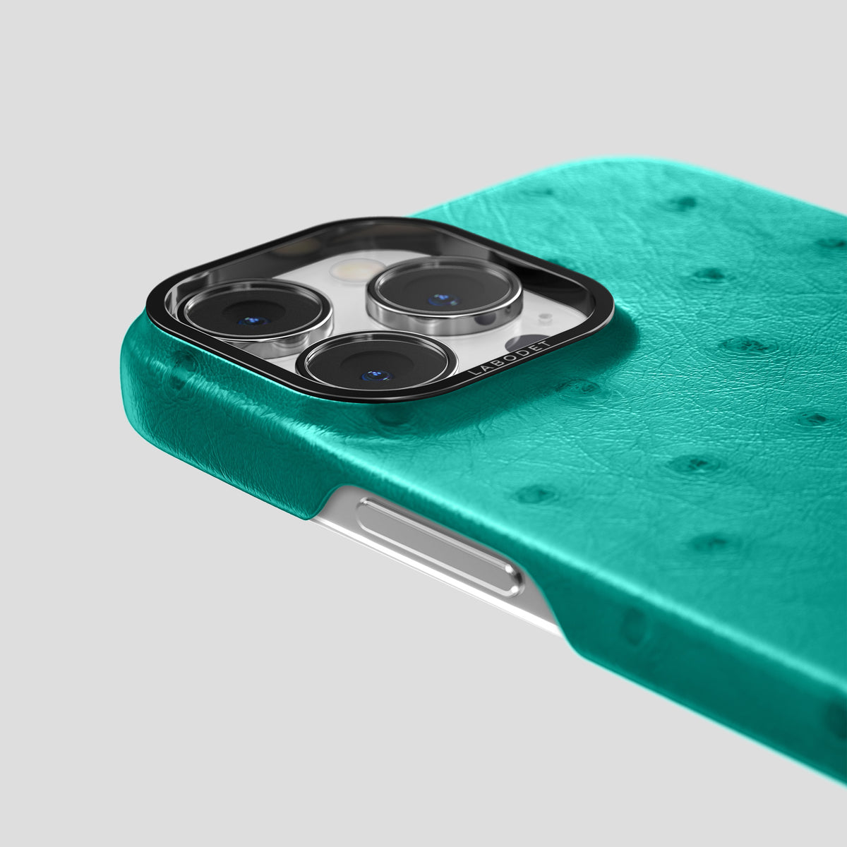 Turquoise iPhone 15 Pro Max Classic Case Ostrich with Black Metal -5 | Turquoise-Black