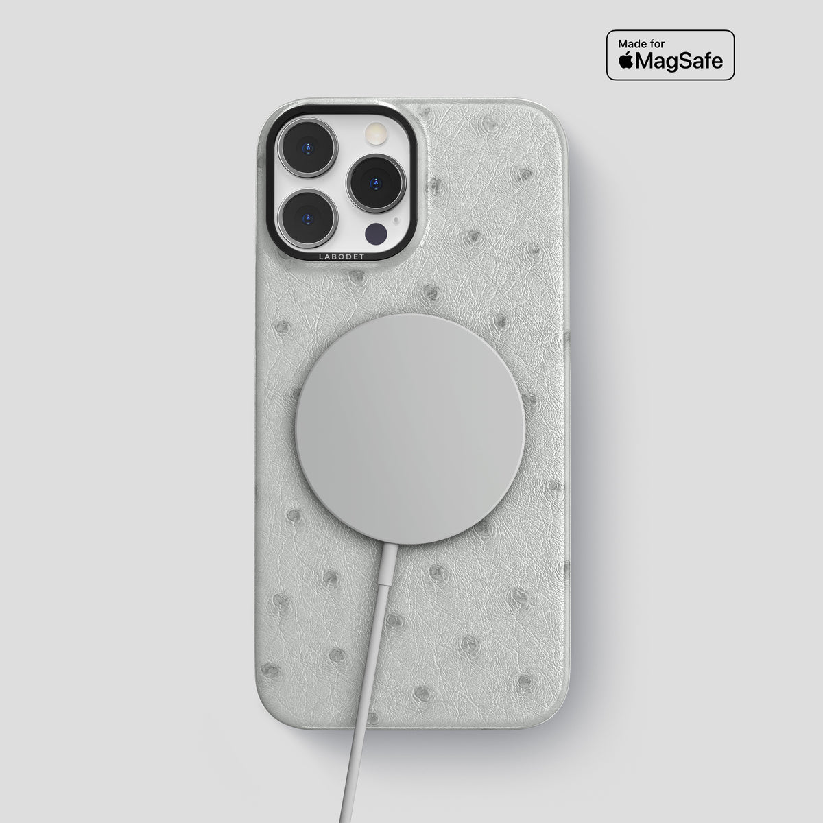 White iPhone 15 Pro Max Classic Case Ostrich with Black Metal -4 | White-Black