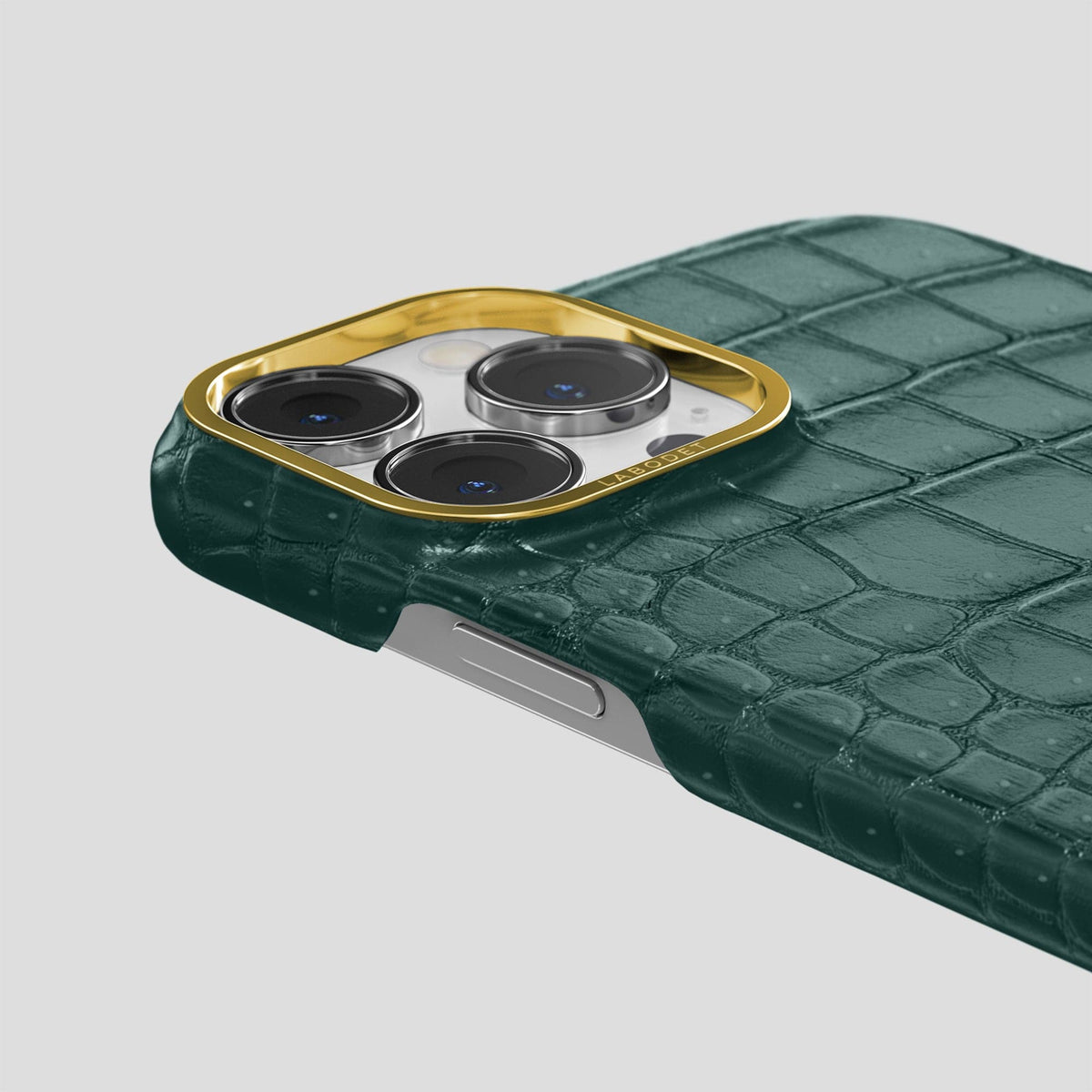 Dark-Forest iPhone 15 Pro Max Classic Case Porosus Crocodile with Gold Metal -6 | Dark-Forest-Gold