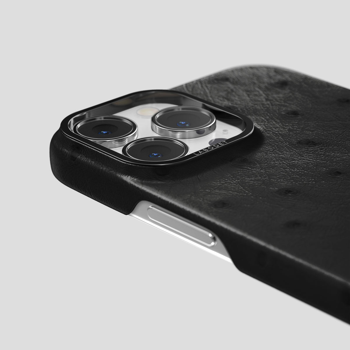 Black iPhone 15 Pro Classic Case Ostrich with Black Metal -5 | Black-Black