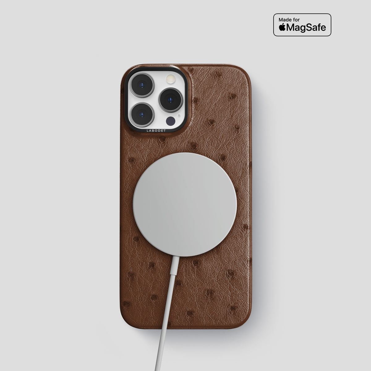 Chocolate iPhone 15 Pro Classic Case Ostrich with Black Metal -4 | Chocolate-Black