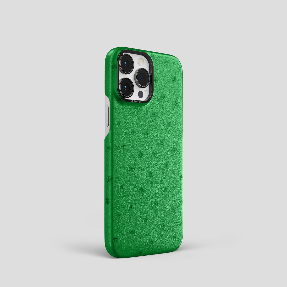 Kentucky Green iPhone 15 Pro Classic Case Ostrich with Black Metal -2 | Kentucky-Green-Black