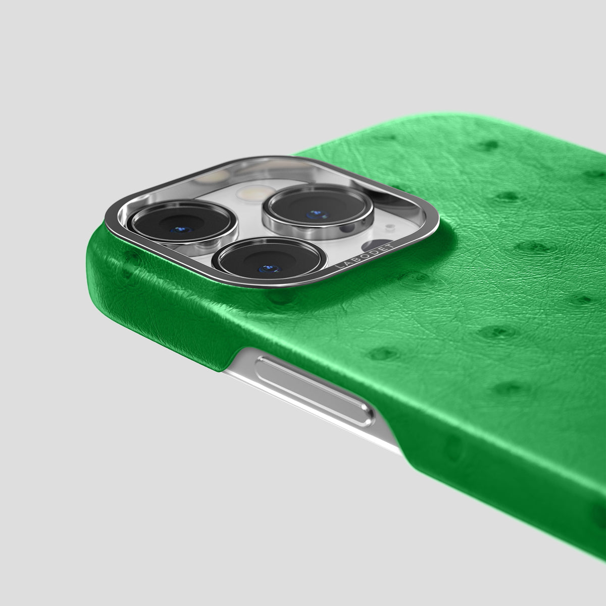 Kentucky Green iPhone 15 Pro Classic Case Ostrich with Steel Metal -5 | Kentucky-Green-Steel