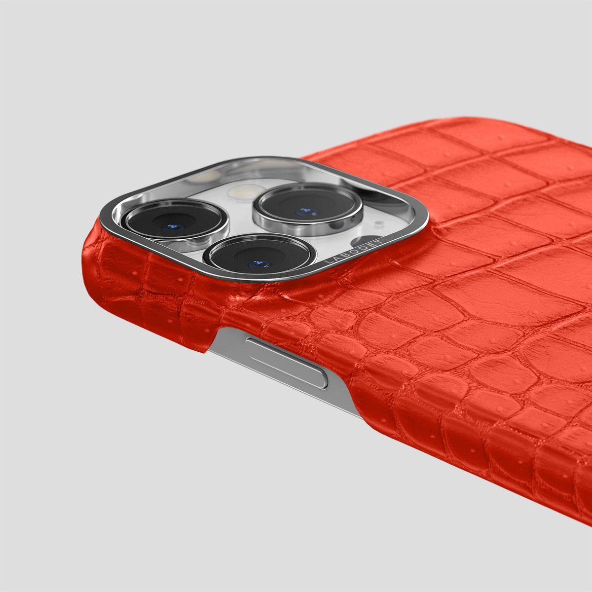 Rust iPhone 15 Pro Classic Case Porosus Crocodile with Steel Metal -6 | Rust-Steel