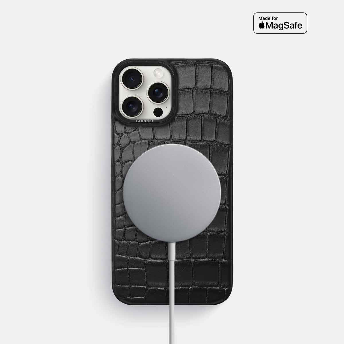 Black iPhone 16 Pro Classic Case Alligator with Black Metal -5 | Black-Black