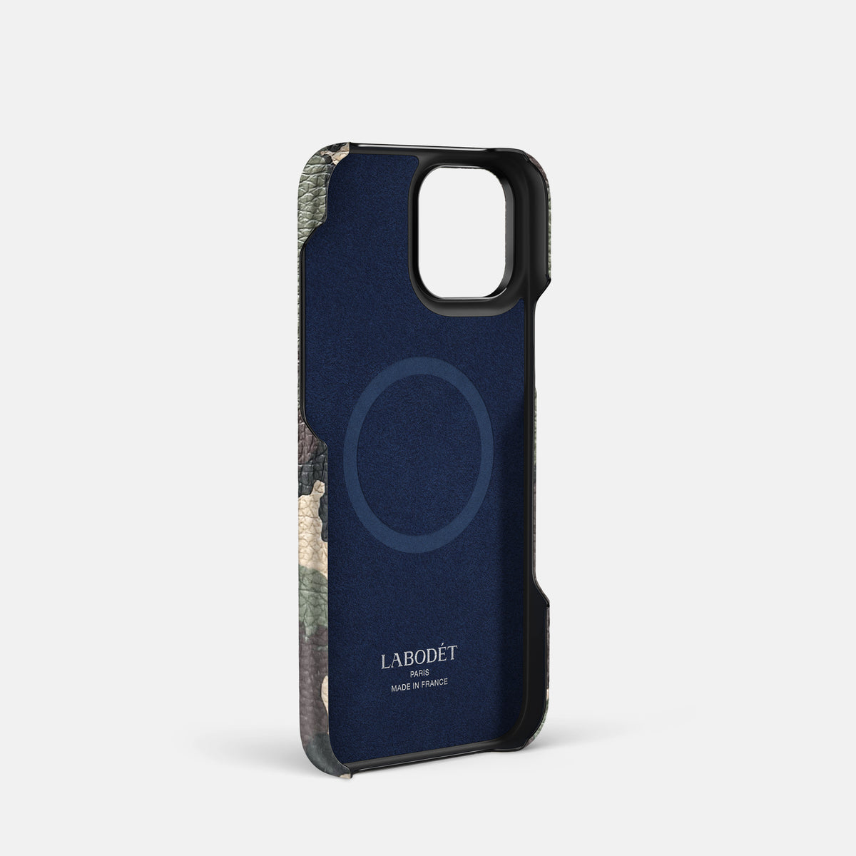 Camouflage iPhone 16 Pro Classic Case Calf with Black Metal -4 | Camouflage-Black
