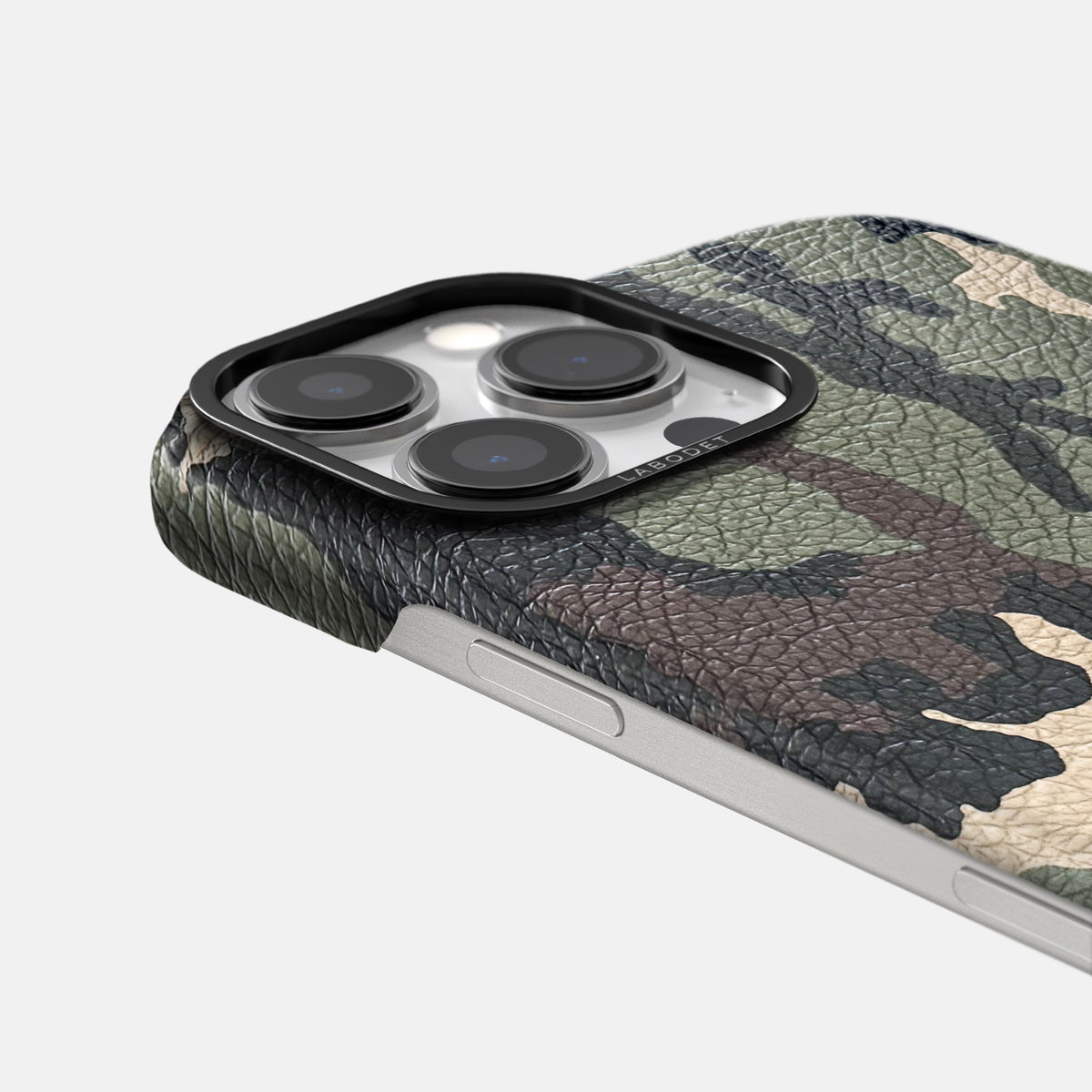 Camouflage iPhone 16 Pro Max Classic Case Calf with Black Metal -6 | Camouflage-Black