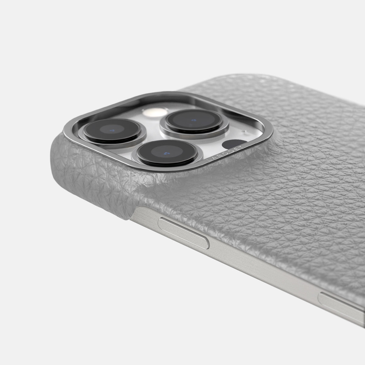 Nuage iPhone 16 Pro Max Classic Case Calf with Steel Metal -6 | Nuage-Steel