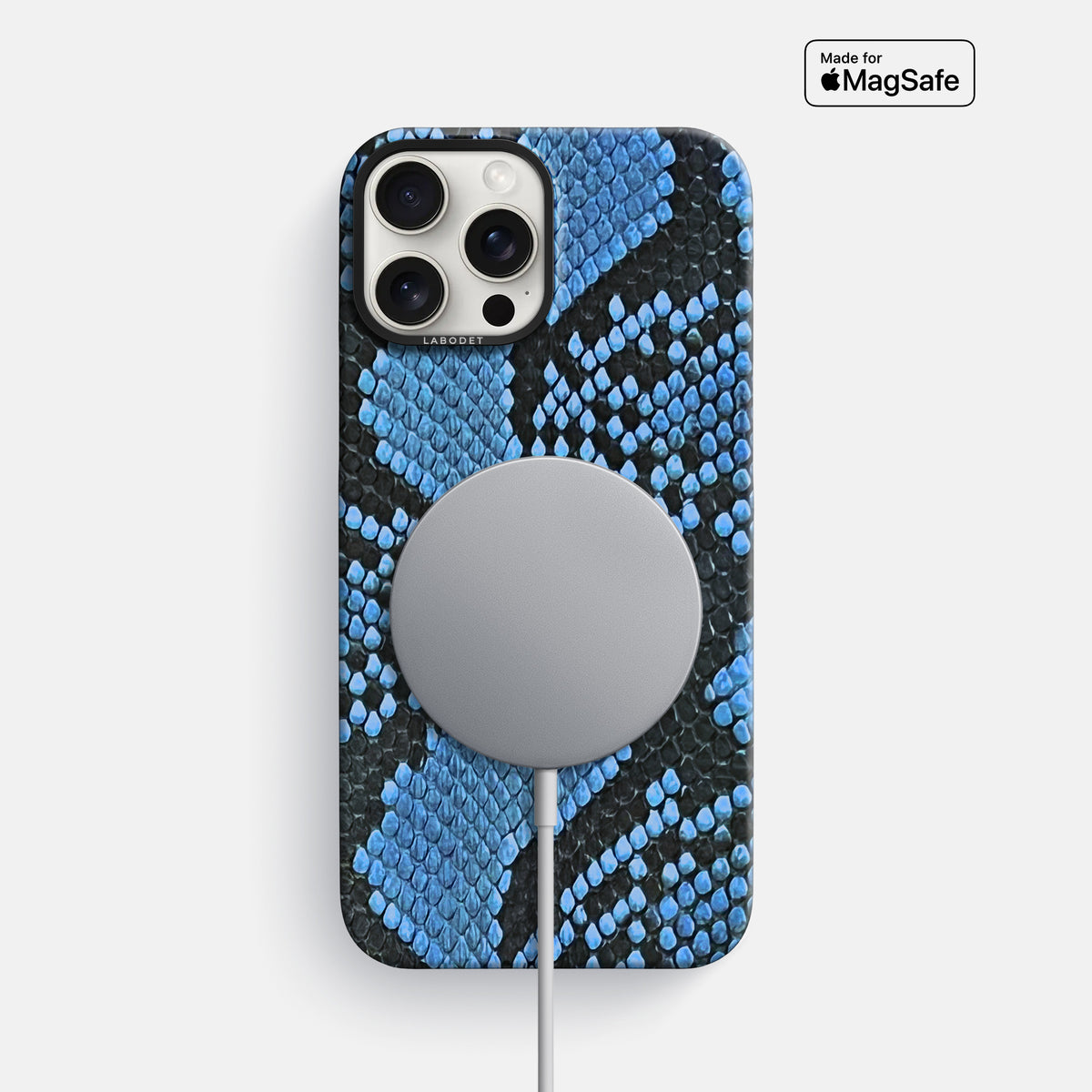 Blue-Jeans iPhone 16 Pro Max Classic Case In Python with Black Metal -5 | Blue-Jeans-Black