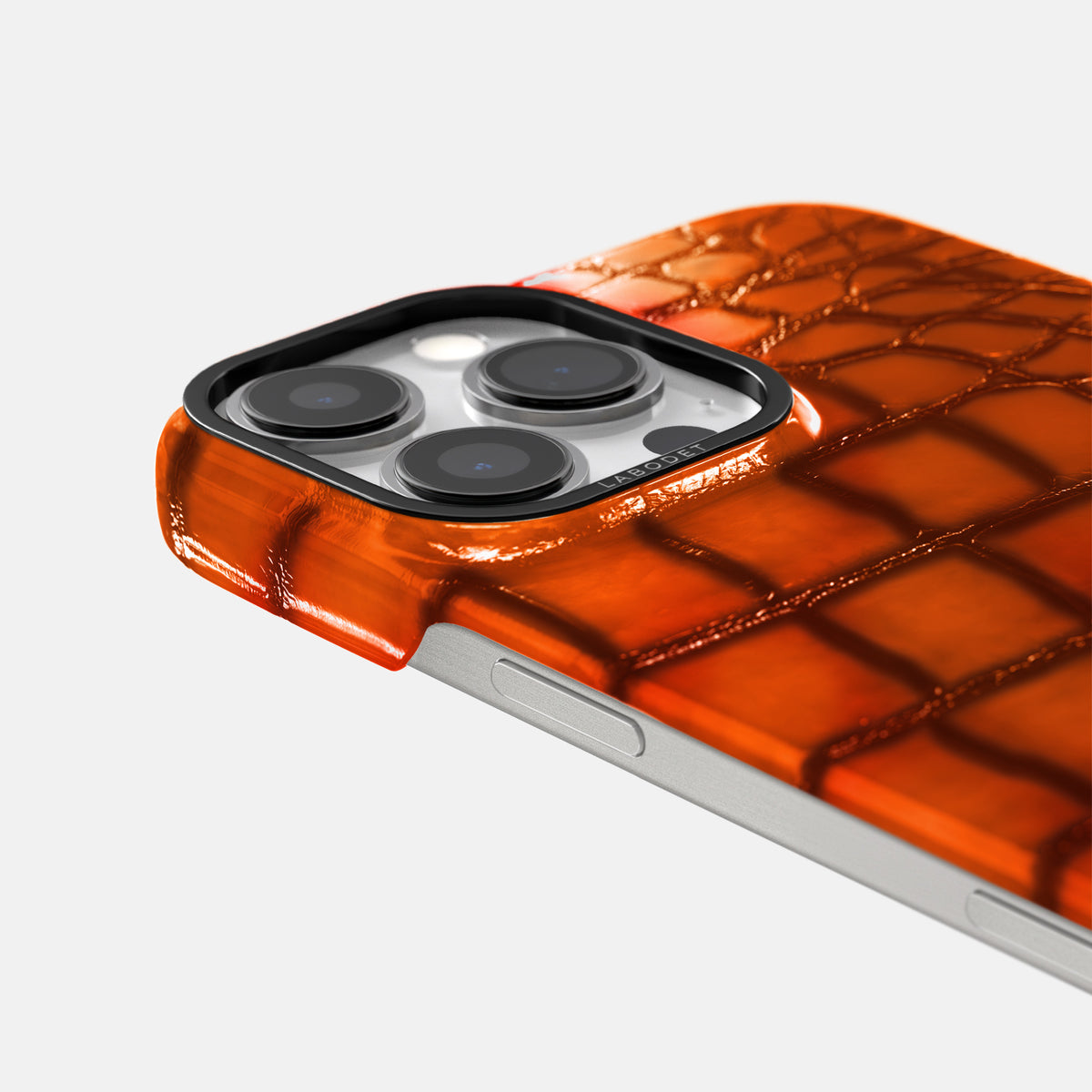 Clay-Court iPhone 16 Pro Classic Case Patina Alligator with Black Metal -6 | Clay-Court-Black
