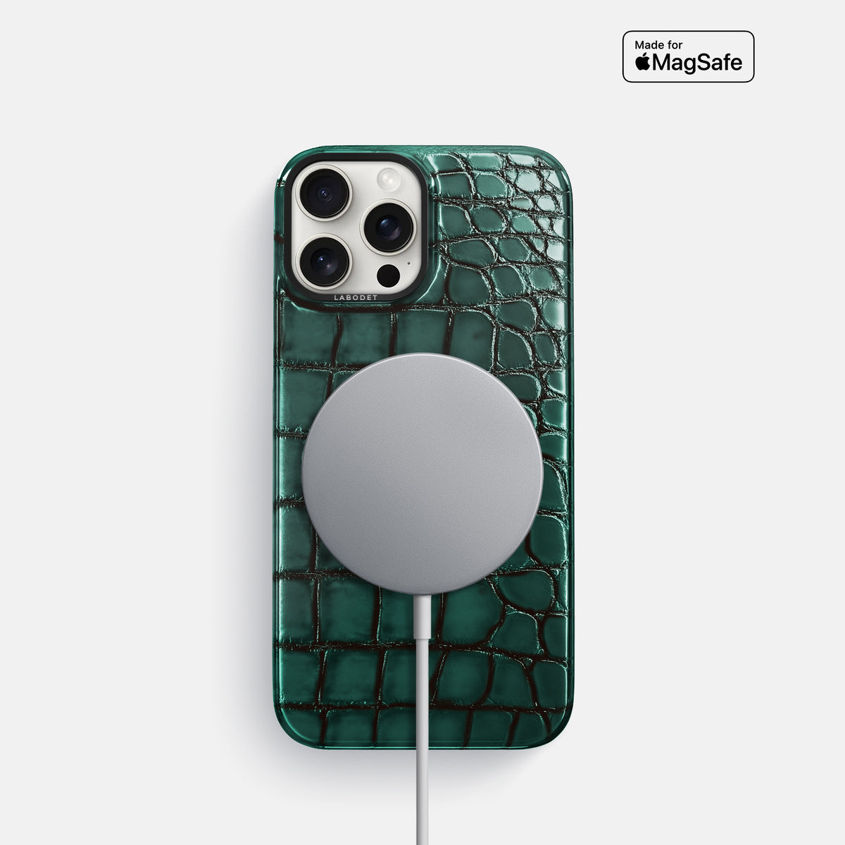 Green iPhone 16 Pro Classic Case Patina Alligator with Black Metal -5 | Green-Black