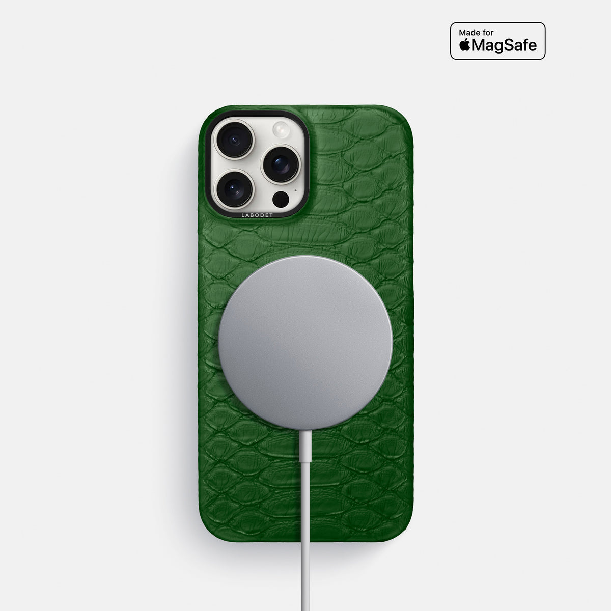 Green iPhone 16 Pro Classic Case Python with Black Metal -5 | Green-Black