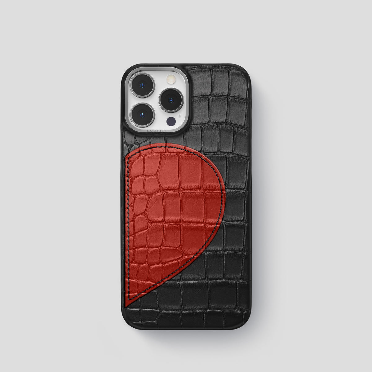 Black iPhone 15 Pro Hearts Case Alligator with Steel Metal -1 | Black-Steel