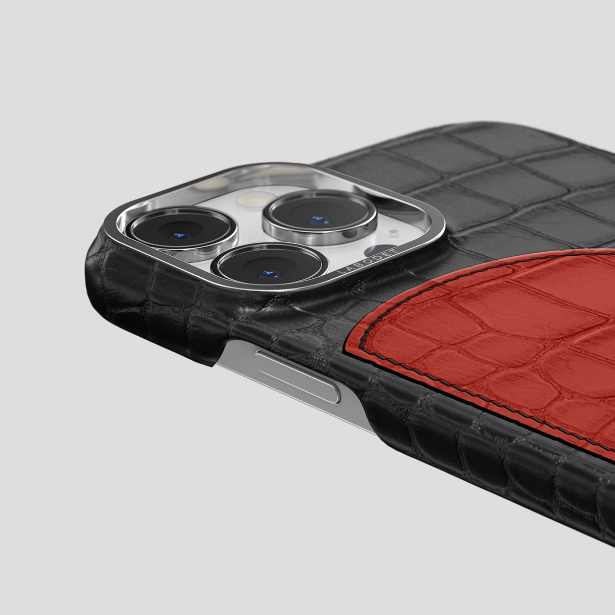 Black iPhone 15 Pro Hearts Case Alligator with Steel Metal -5 | Black-Steel