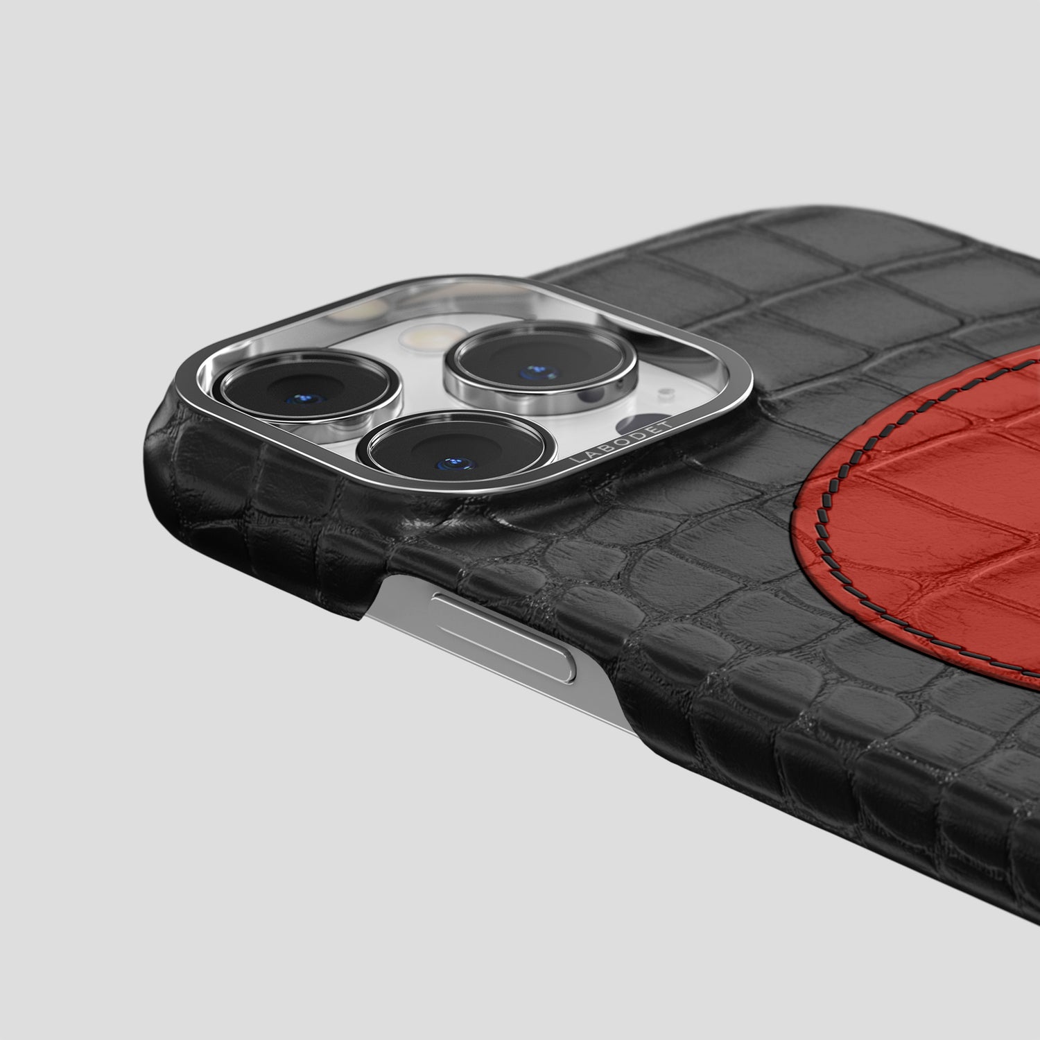 Black iPhone 15 Pro Hearts Case Alligator with Steel Metal -5 | Black-Steel