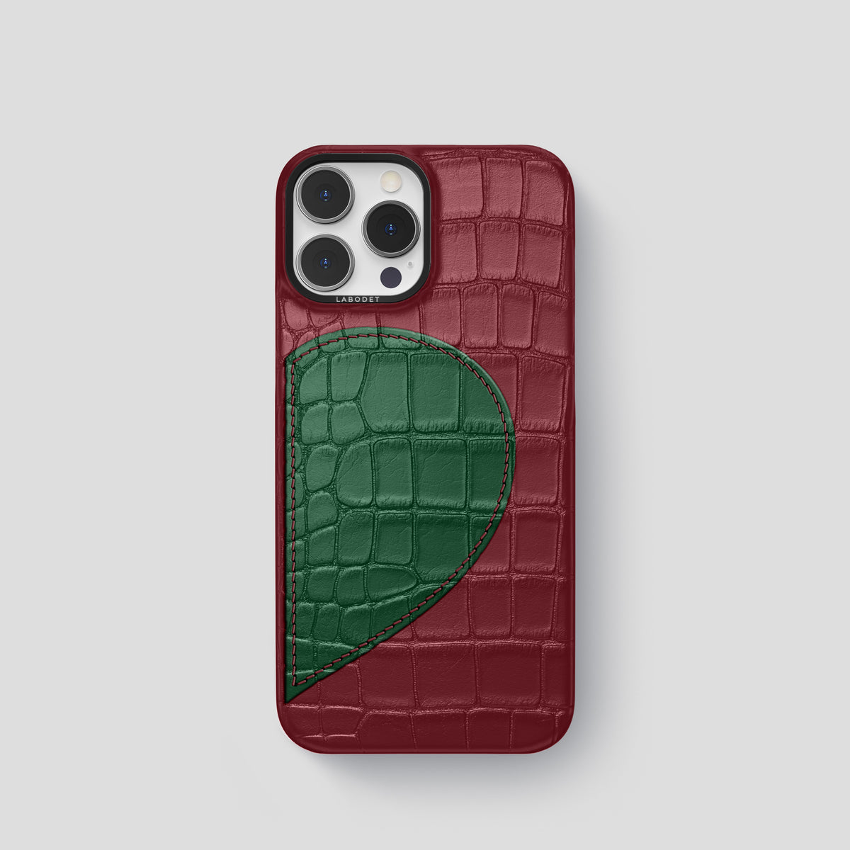 Burgundy iPhone 15 Pro Hearts Case Alligator with Black Metal -1 | Burgundy-Black