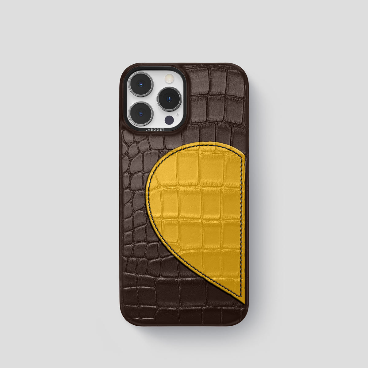 Dark-Brown iPhone 15 Pro Hearts Case Alligator with Black Metal -1 | Dark-Brown-Black