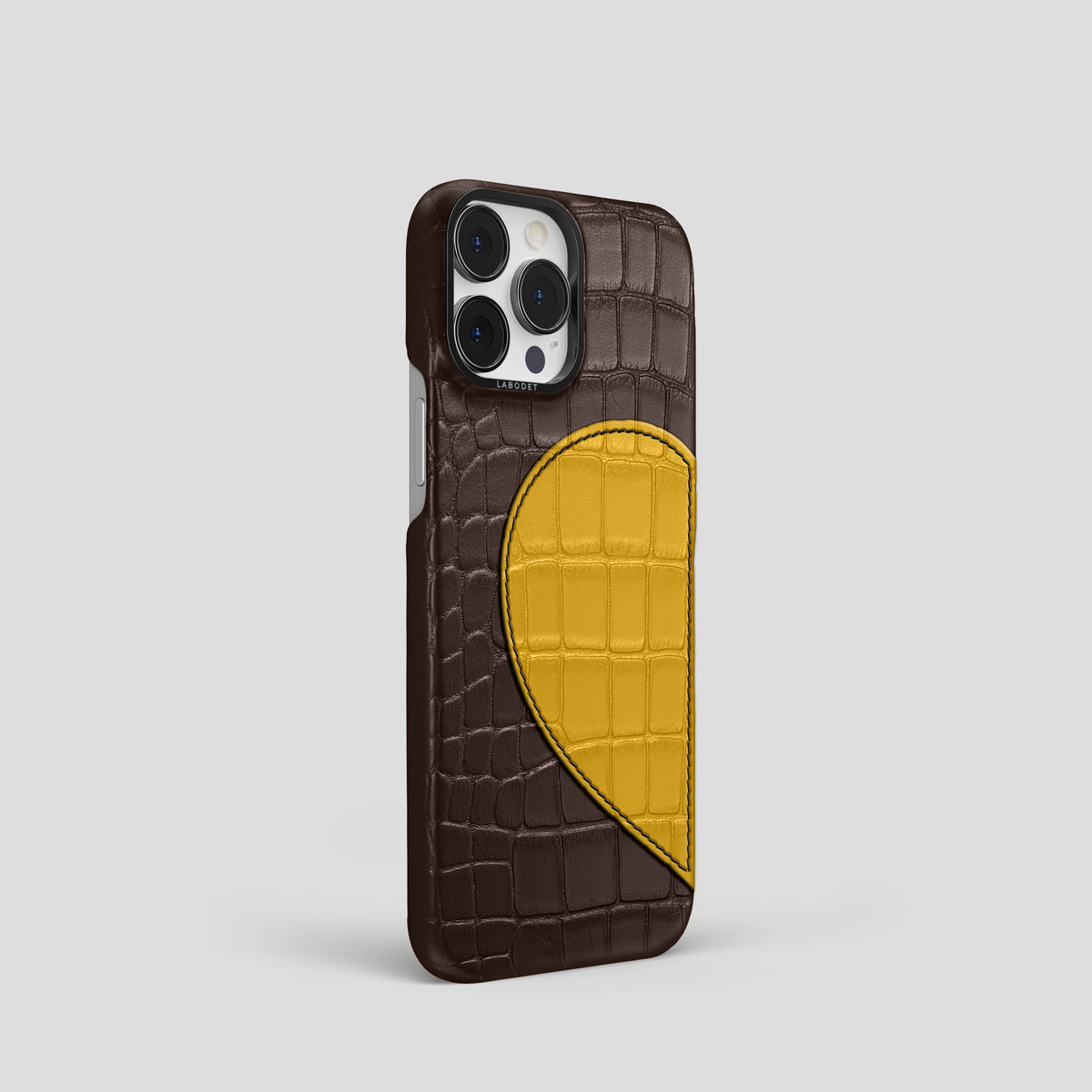 Dark-Brown iPhone 15 Pro Hearts Case Alligator with Black Metal -2 | Dark-Brown-Black