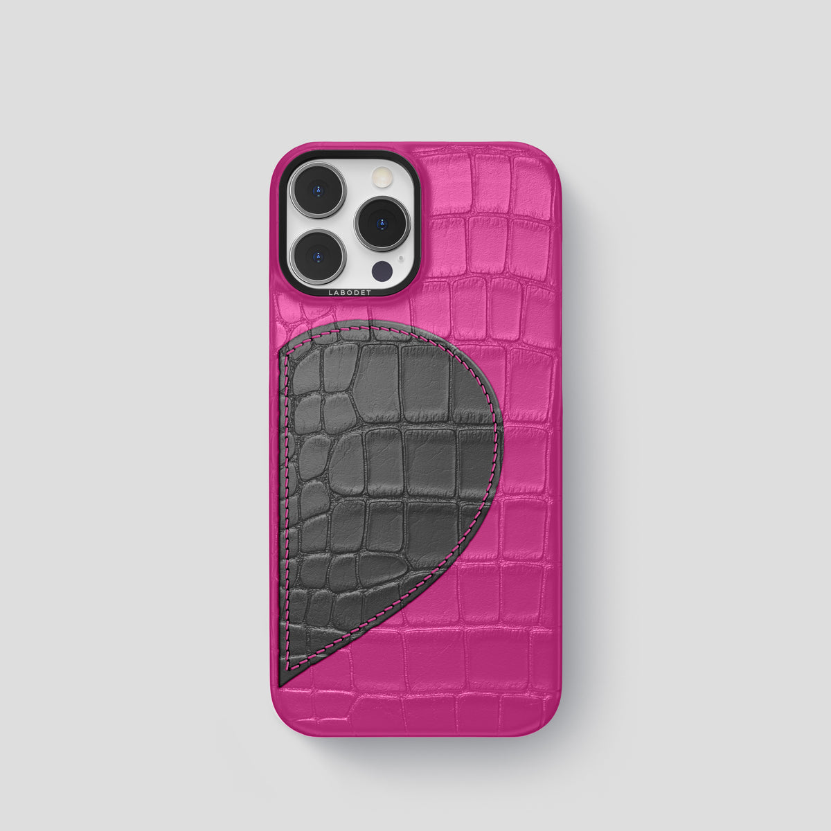 Fuchsia iPhone 15 Pro Hearts Case Alligator with Black Metal -1 | Fuchsia-Black
