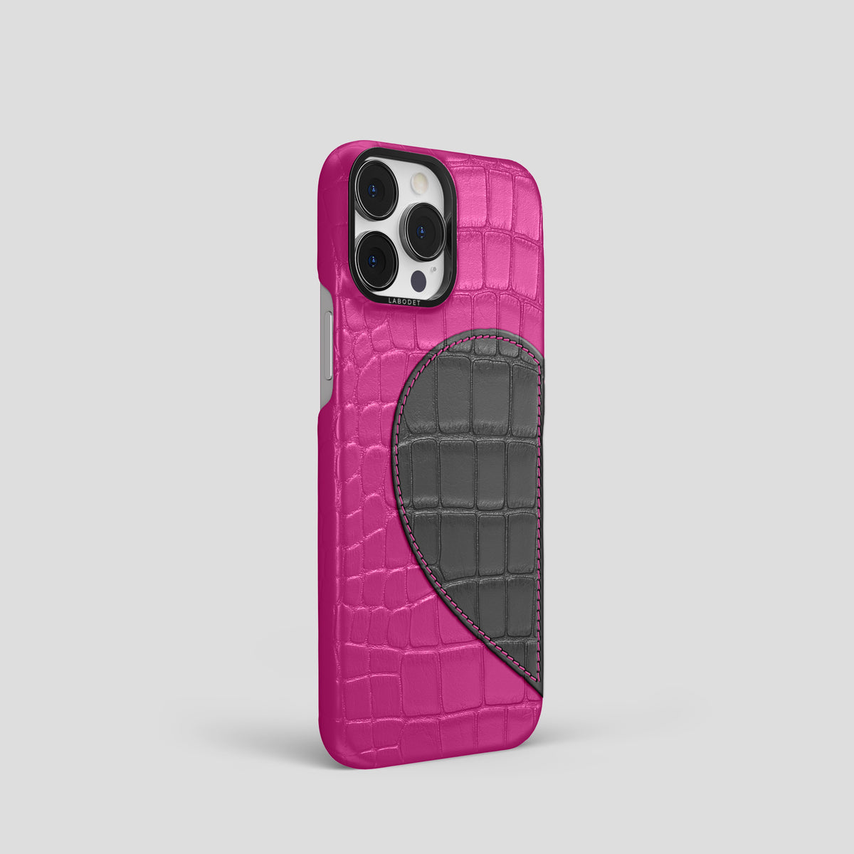 Fuchsia iPhone 15 Pro Hearts Case Alligator with Black Metal -2 | Fuchsia-Black