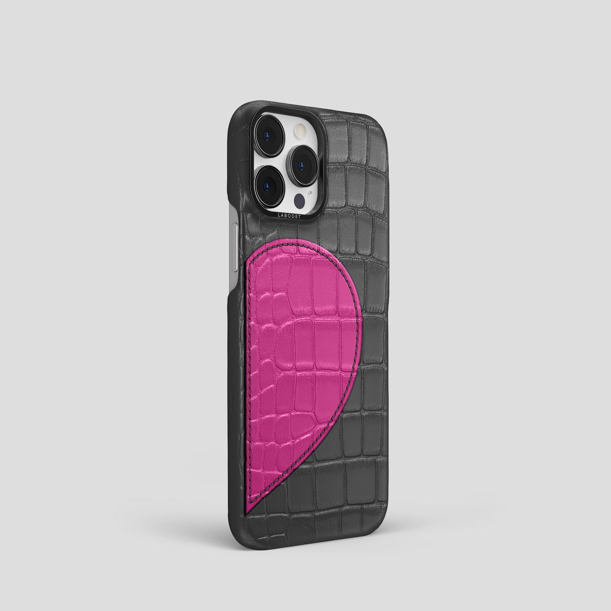 Grey iPhone 15 Pro Hearts Case Alligator with Black Metal -2 | Grey-Black