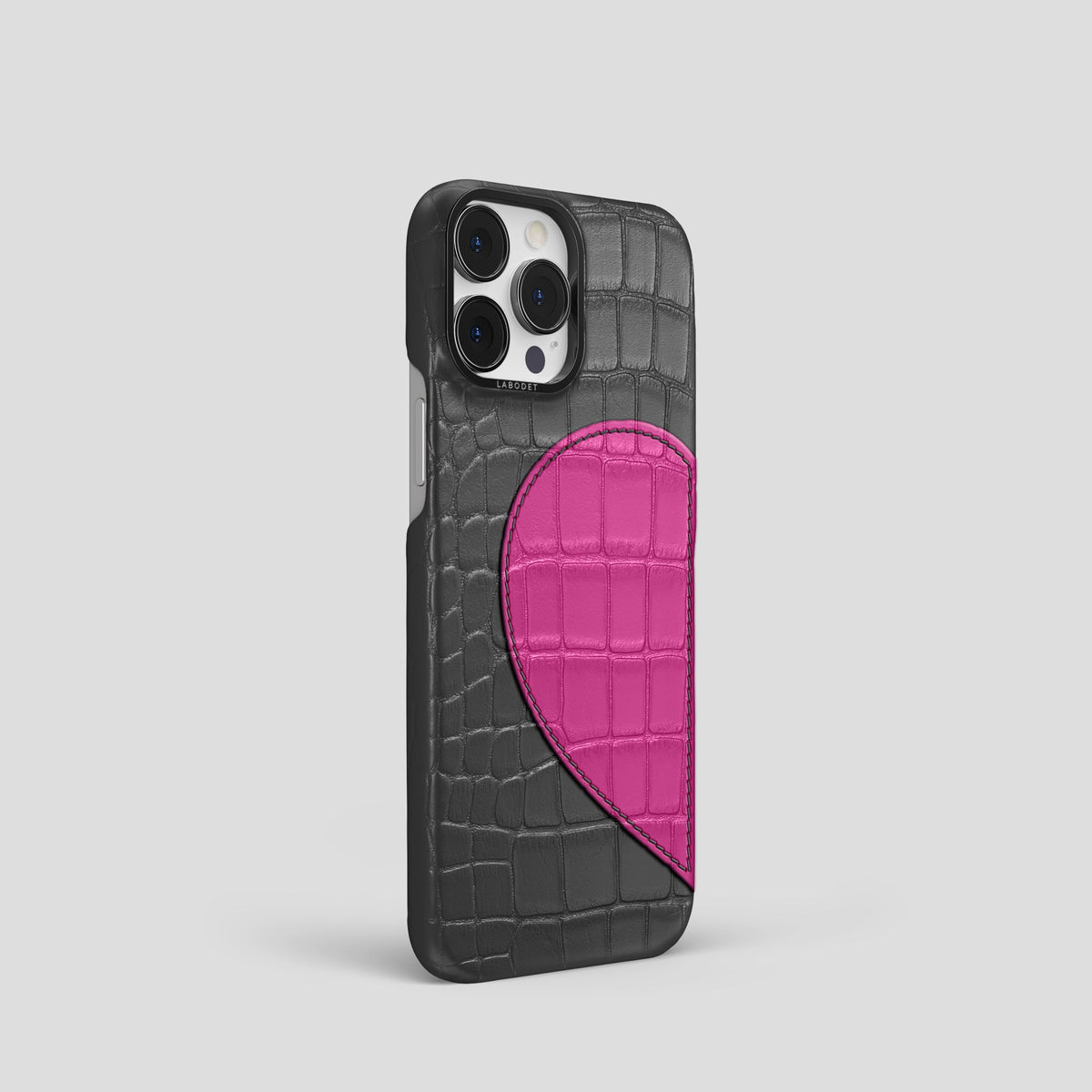 Grey iPhone 15 Pro Hearts Case Alligator with Black Metal -2 | Grey-Black