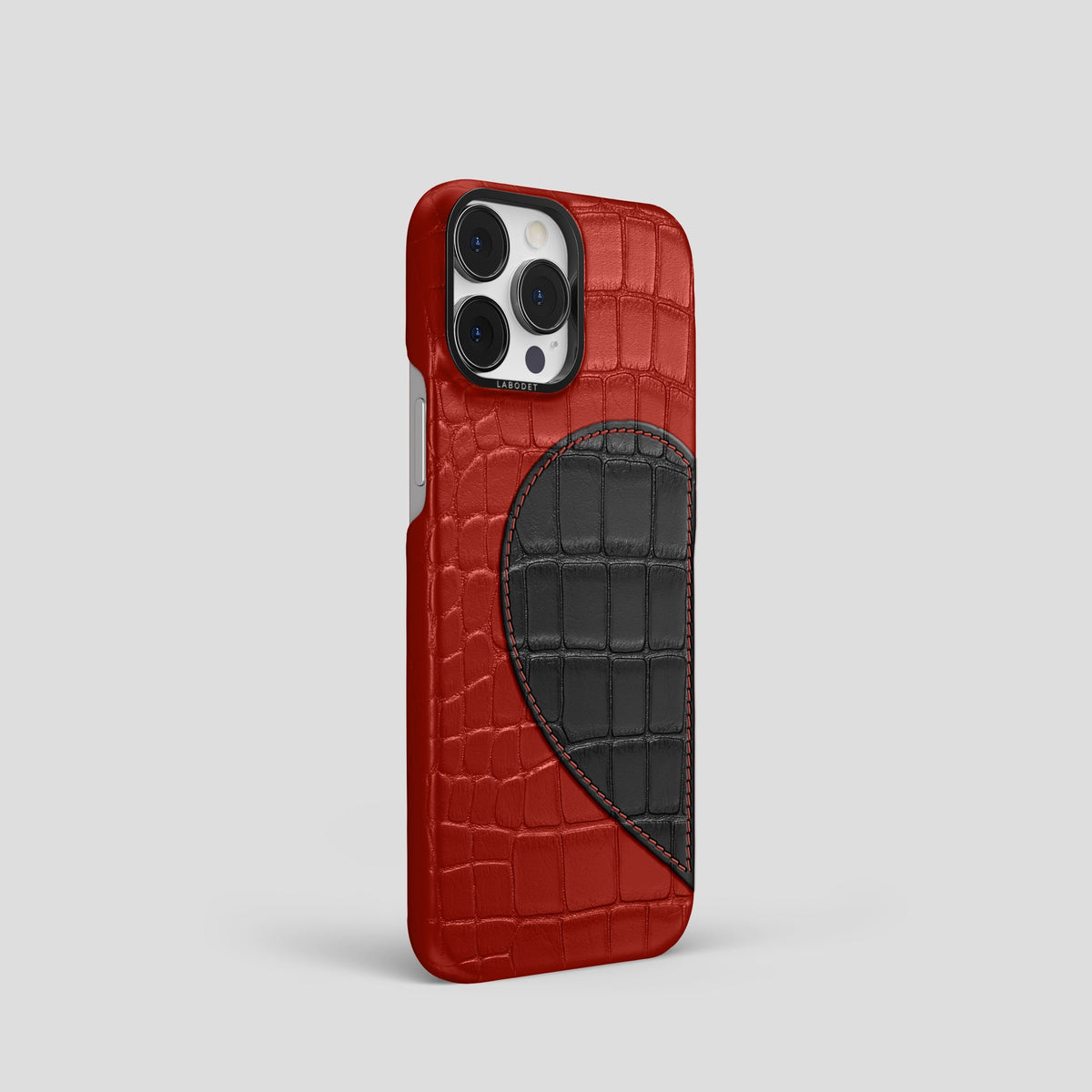 Red iPhone 15 Pro Hearts Case Alligator with Black Metal -2 | Red-Black