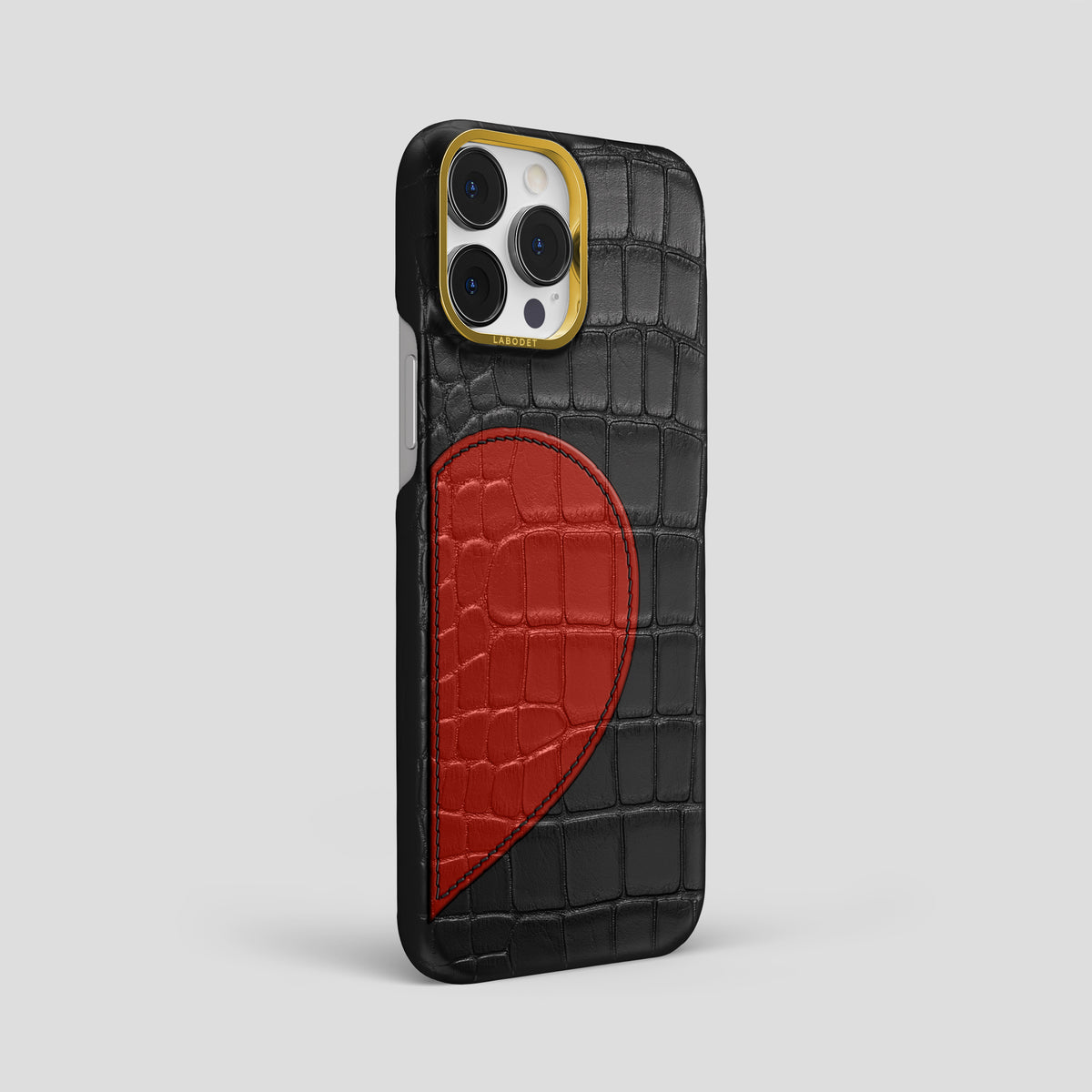 Black iPhone 15 Pro Max Hearts Case Alligator with Gold Metal -2 | Black-Gold