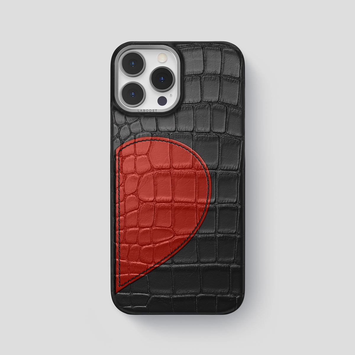 Black iPhone 15 Pro Max Hearts Case Alligator with Steel Metal -1 | Black-Steel