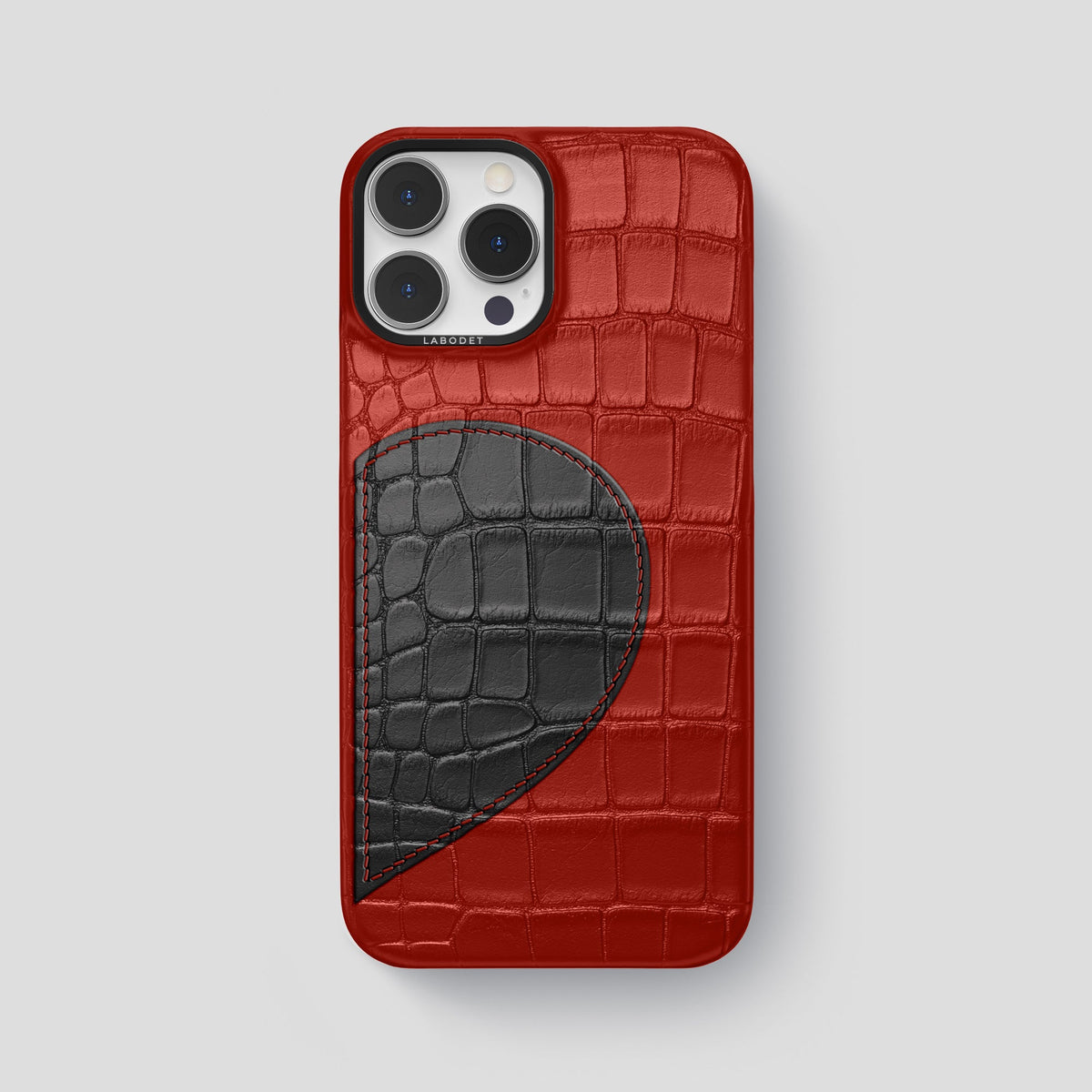 Red iPhone 15 Pro Max Hearts Case Alligator with Black Metal -1 | Red-Black